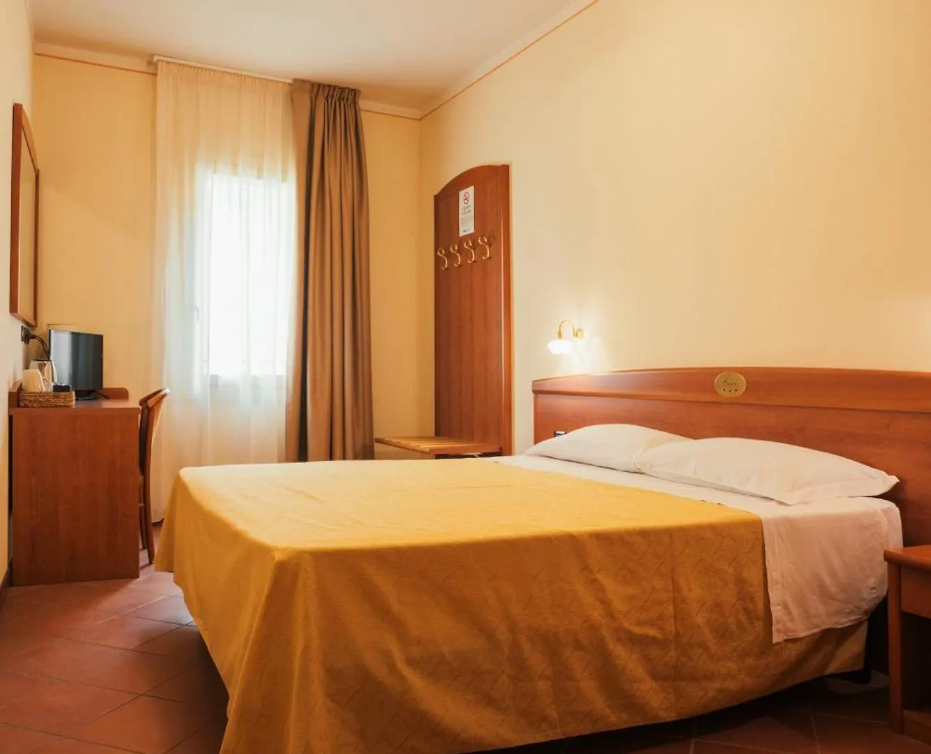 Albergo Cane ドッツア ホテル